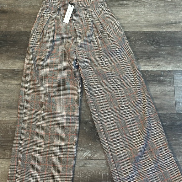 Commense Belted Plaid High-Waisted Pants, size M - Picture 7 of 9